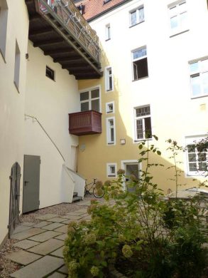 Schicke 4 Zi.-Loft-Wohnung in ruhiger Innenstadtlage, mit eigenem Zugang und Innenhofnutzung, 92637 Weiden, Etagenwohnung