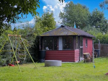 Achtung Preissenkung! Freizeitgrundstück mit Gartenhaus und Geräteschuppen in Weiden-Ost, 92637 Weiden, Grundstück