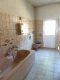 Aufgepasst!!! Günstiges Wohnhaus, nähe der Innenstadt, teilweise saniert, mit schönem Hinterhof - Badezimmer