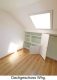TOP gepflegtes Dreifam.-Haus mit Balkone und Dop.-Garage, EG und OG vermietet, DG Whg. frei - Schlafen DG