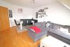 TOP!!! Moderne 3 Zi.- ETW mit Balkon, Stellplatz und ausgebautem Spitzboden mit Treppenzugang - Wohnzimmer