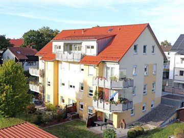 Top! Barrierefreie Penthouse-Wohnung mit exklusiver Ausstattung, Dachterrasse u. Tiefgarage, 92637 Weiden, Penthousewohnung
