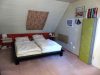 Eigentum statt Miete!!! Günstiges Einfam.-Haus mit Garage, Kachelofen und Garten - Schlafzimmer