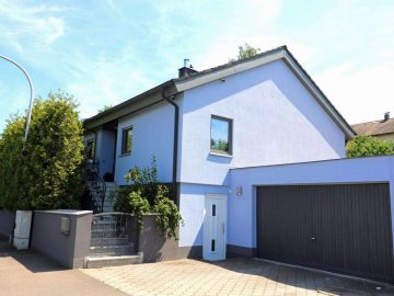 Für Familien! Gepflegtes Wohnhaus mit PV-Anlage (9,99 kWp), Speicher und Backupsystem, 92637 Weiden, Einfamilienhaus