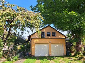 Idyllische Lage – Vielseitiges Ein- oder Zweifamilienhaus mit Solaranlage, Garten & Garage, 92637 Weiden, Einfamilienhaus