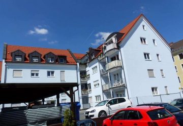 Aufgepasst!!! Moderne 2 Zi.-ETW mit Balkon und Tiefgarage, nähe Bahnhof, 92637 Weiden, Etagenwohnung