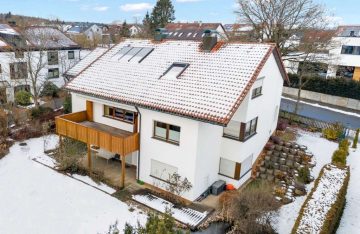 TOP Lage! Großzügiges Wohnhaus mit Einliegerbereich, Südgarten und herrlicher Aussicht, 92637 Weiden, Einfamilienhaus