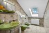 TOP Lage! Großzügiges Wohnhaus mit Einliegerbereich, Südgarten und herrlicher Aussicht - Badezimmer
